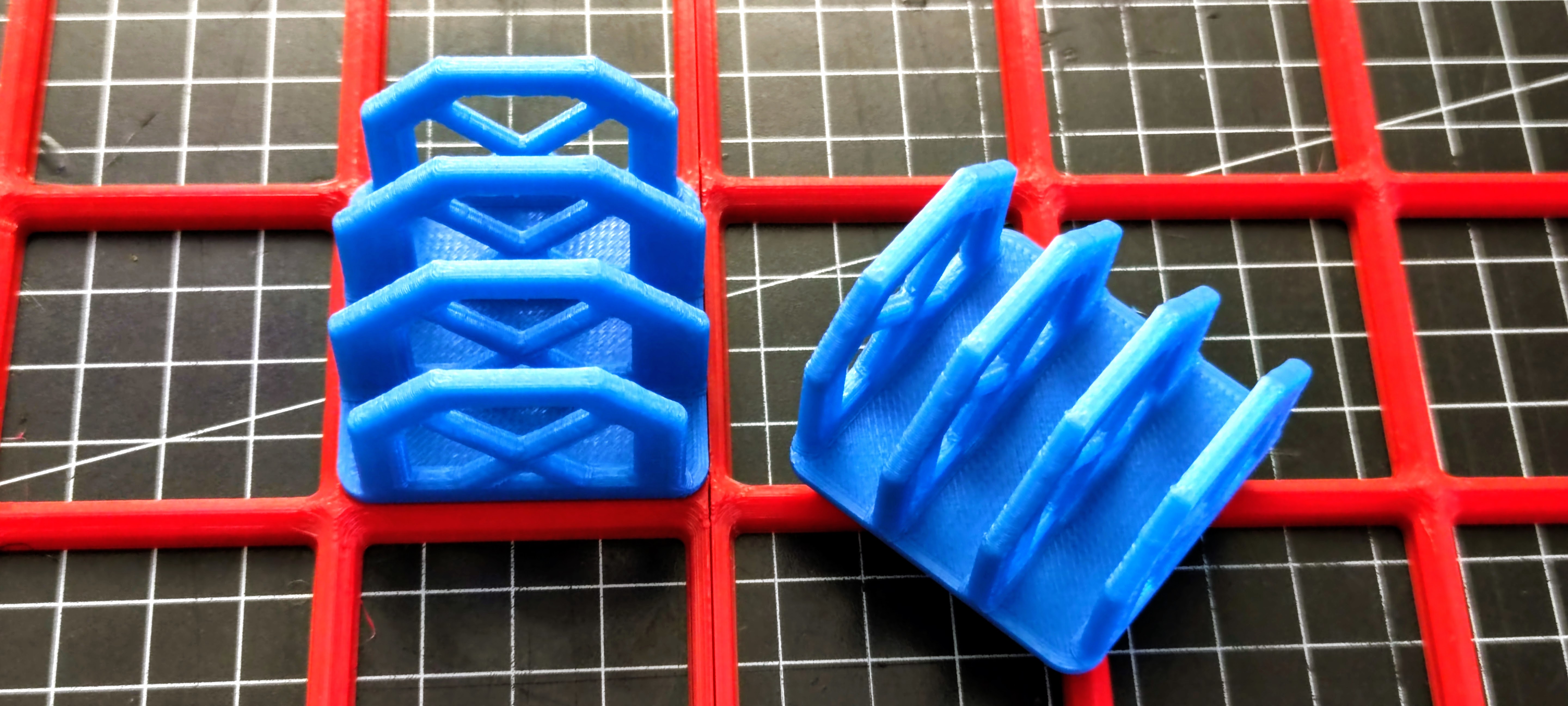 Miniatura 3 do modelo 3D Gridfinity Breadboard Holder