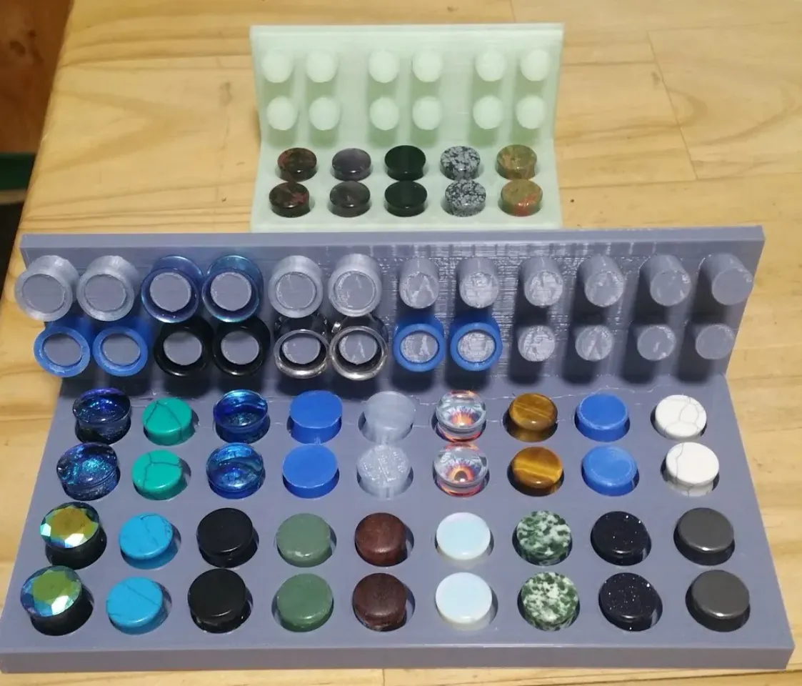 Gauge deals earring holder