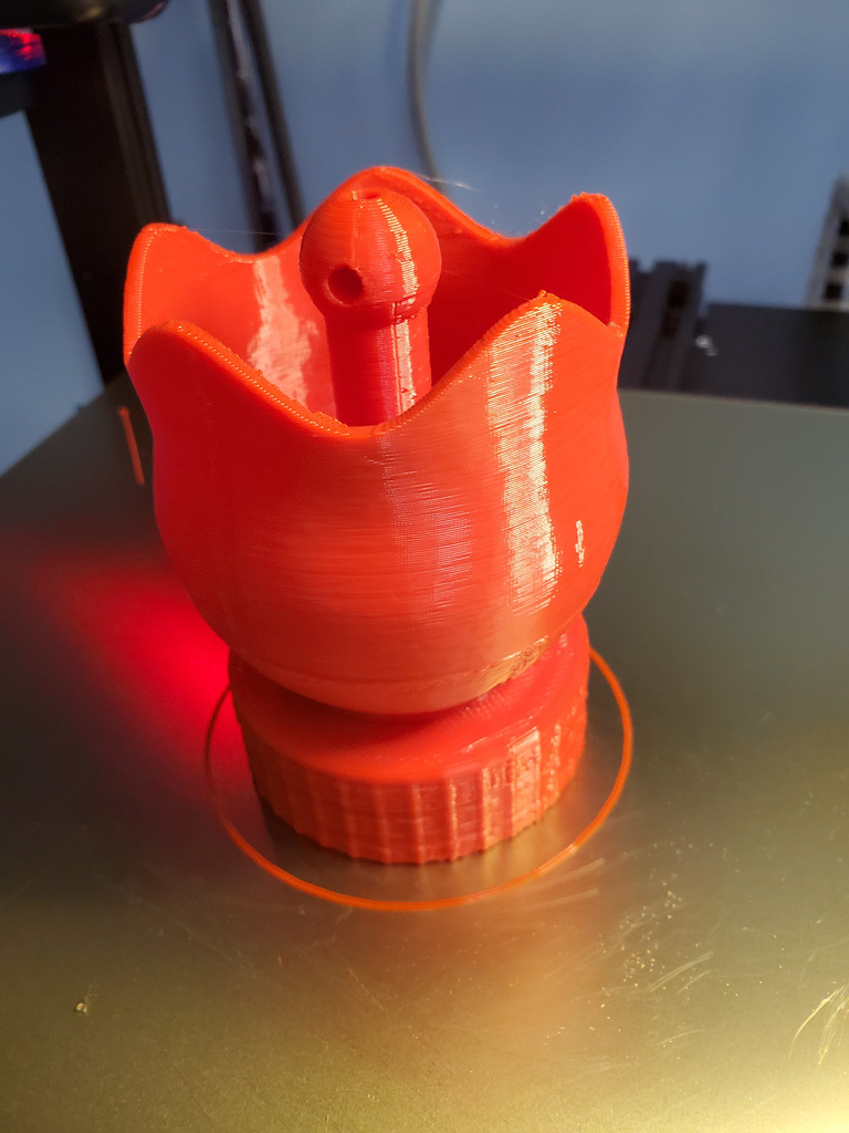 PerkyPet Hummingbird Top with Moat by Grebe Download free STL model