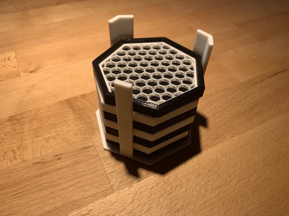 Miniatura 3 do modelo 3D Heptagonal Infill Coaster (Base+Insert)