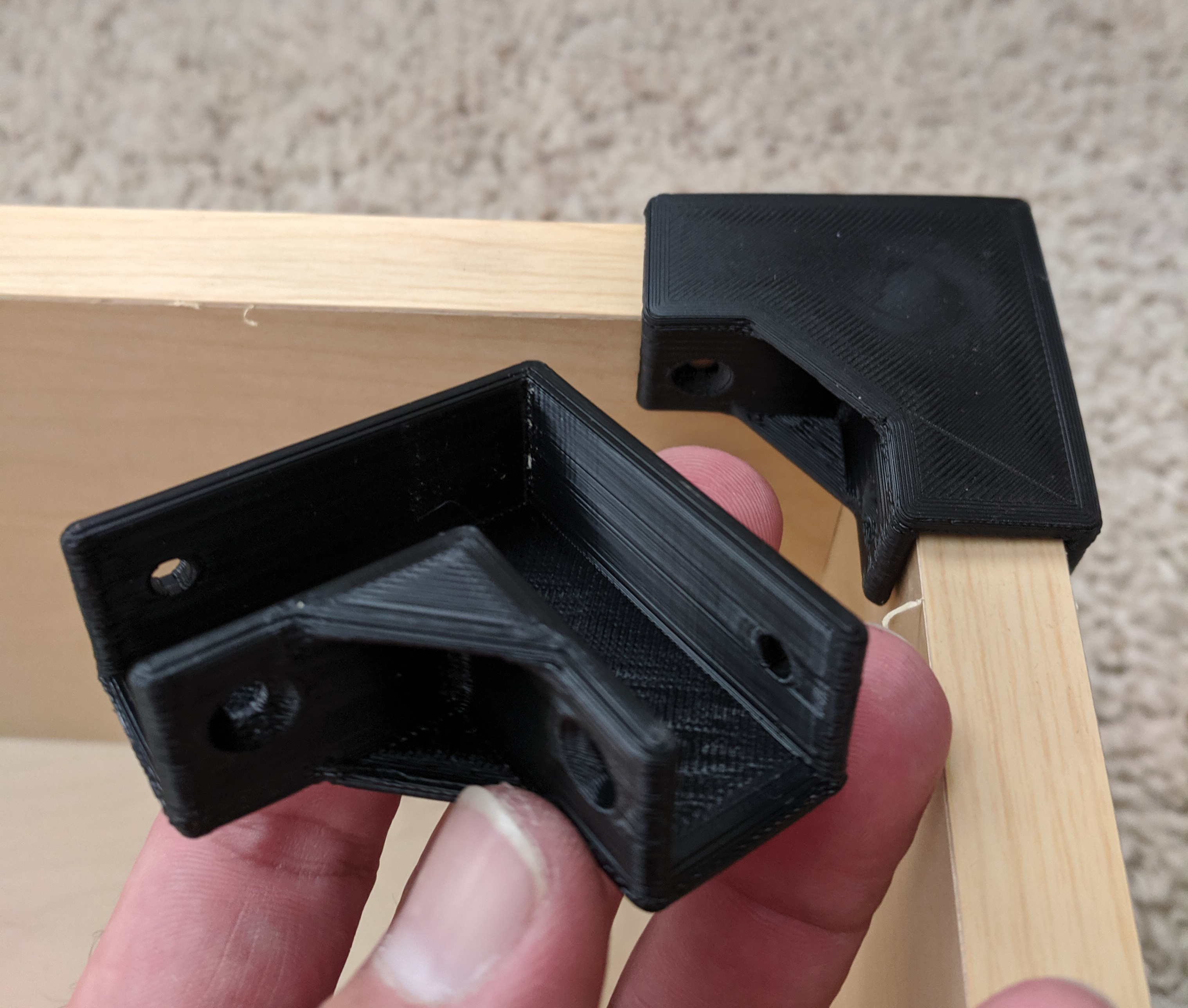 DRAWER CORNER BRACE