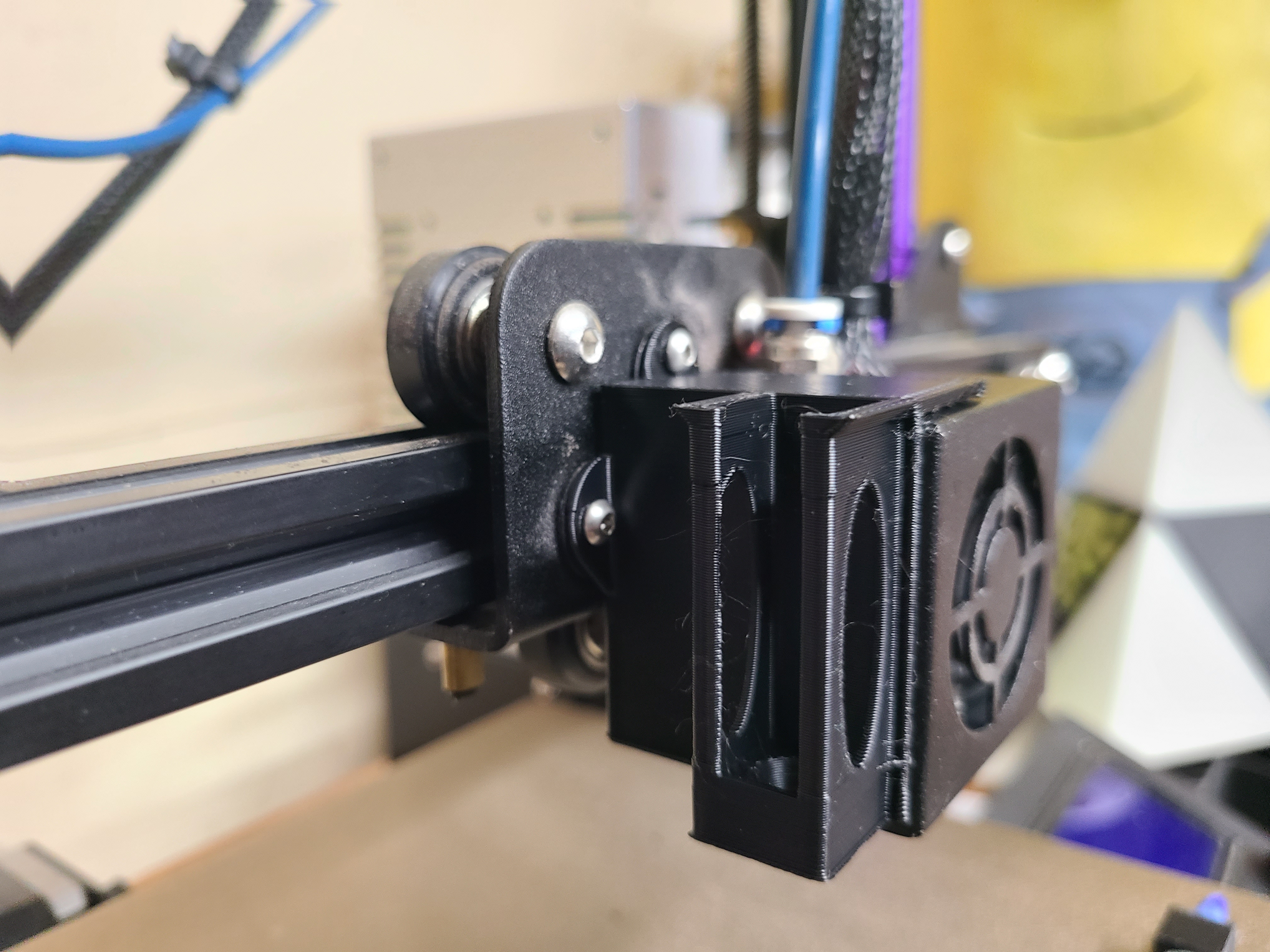 Miniatura 12 do modelo 3D Ender 3 Pen Plotter Mod
