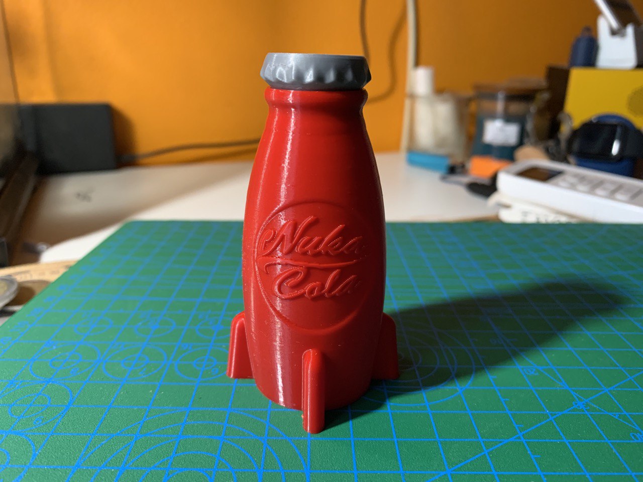Nuka-Cola with twist and lock lid -miniature from Fallout's serie