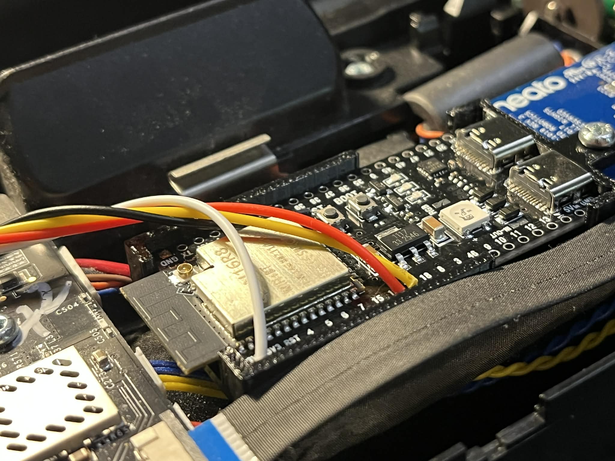 Neato D7 ESP32 mod mount — miniatura 3