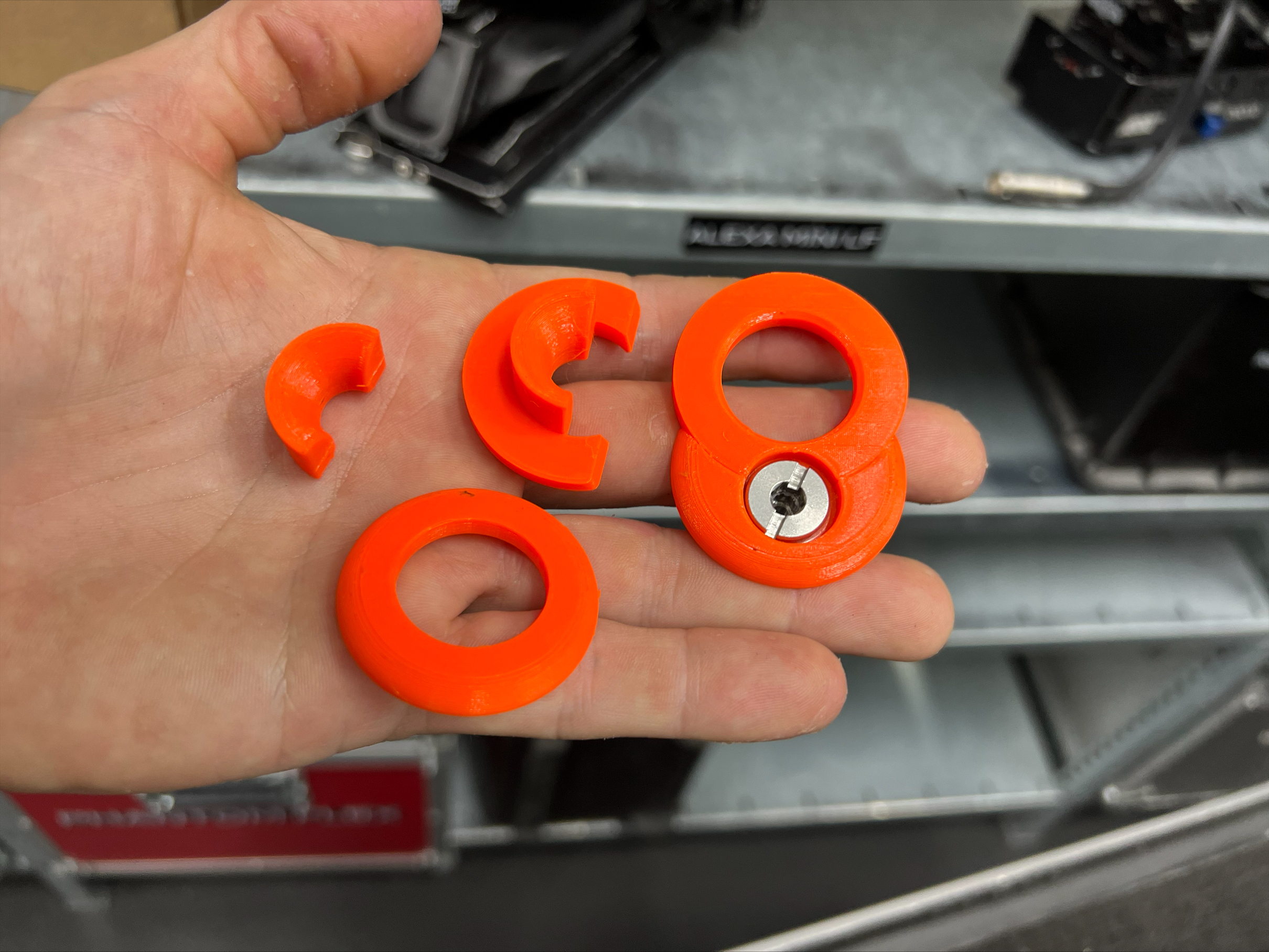 TRINITY2 - Main Cable Clamp for RAB-1