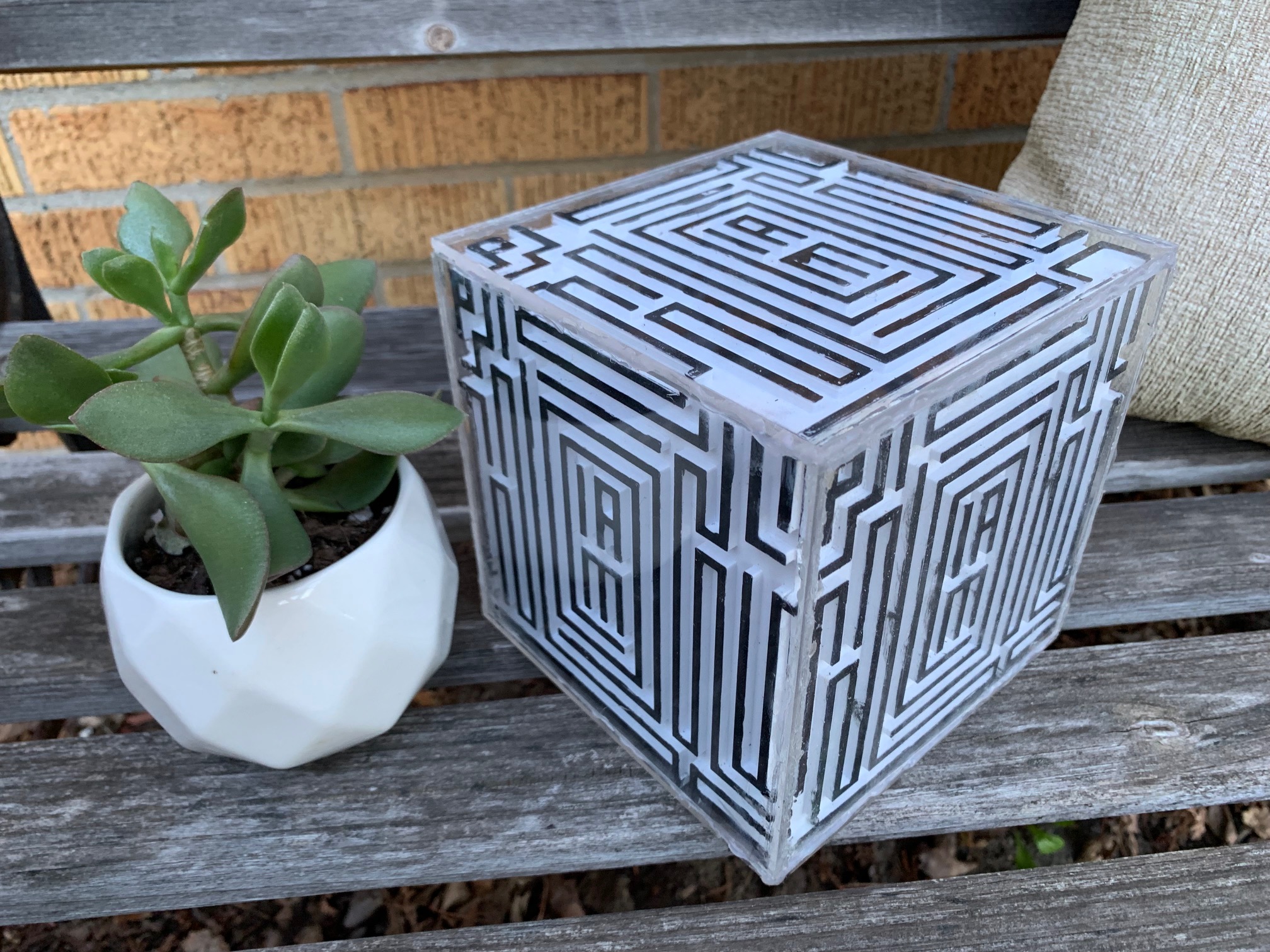 Maze Cube (with Tunnels)