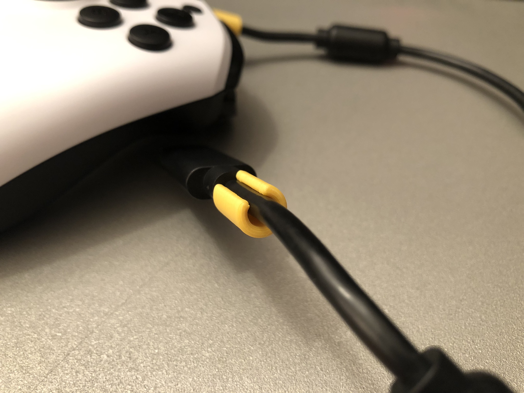 Wired Controller ID by MERoy Download free STL model