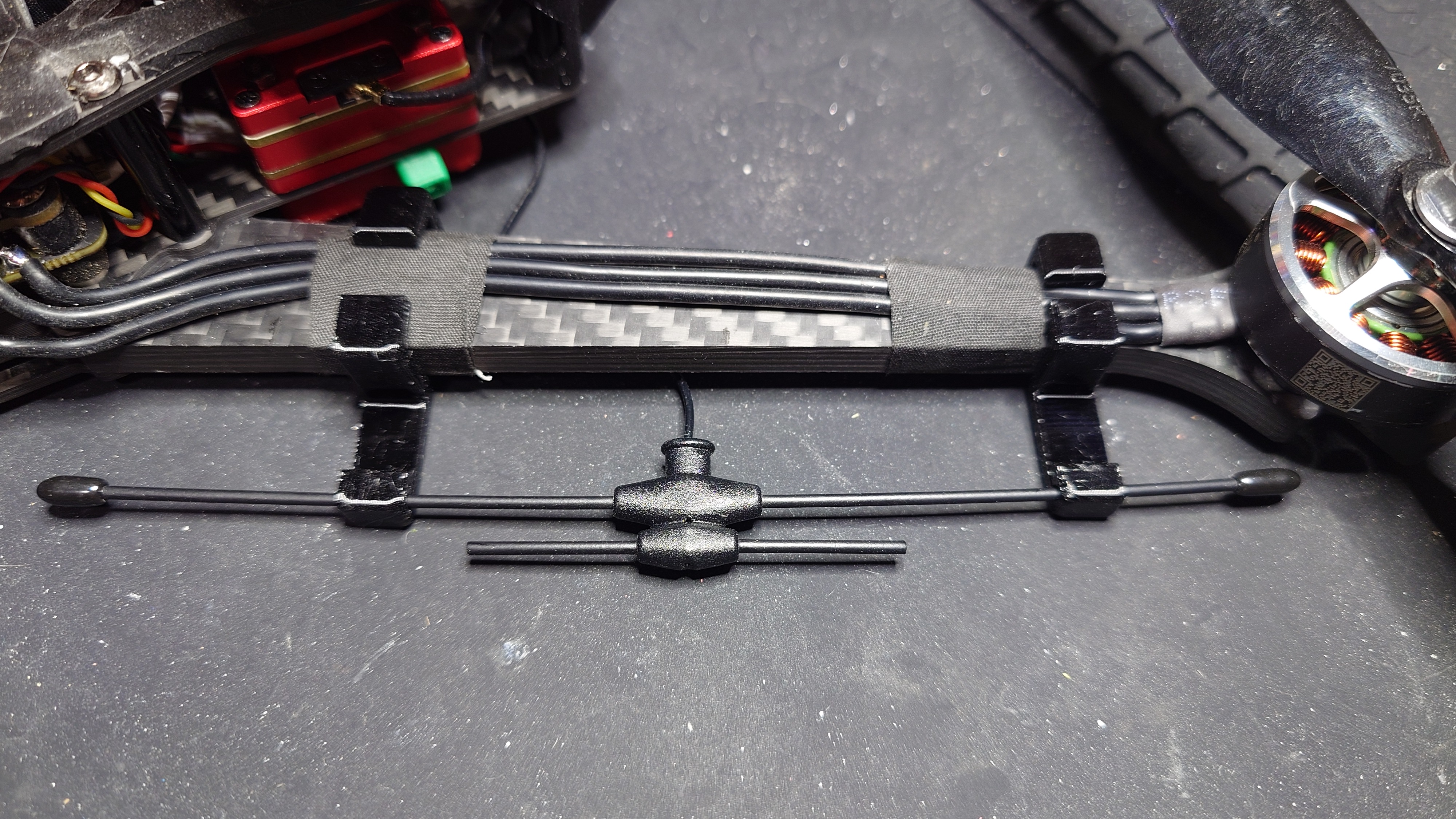 Source One v6 Radiomaster XR4 ELRS Antenna Arm Mount