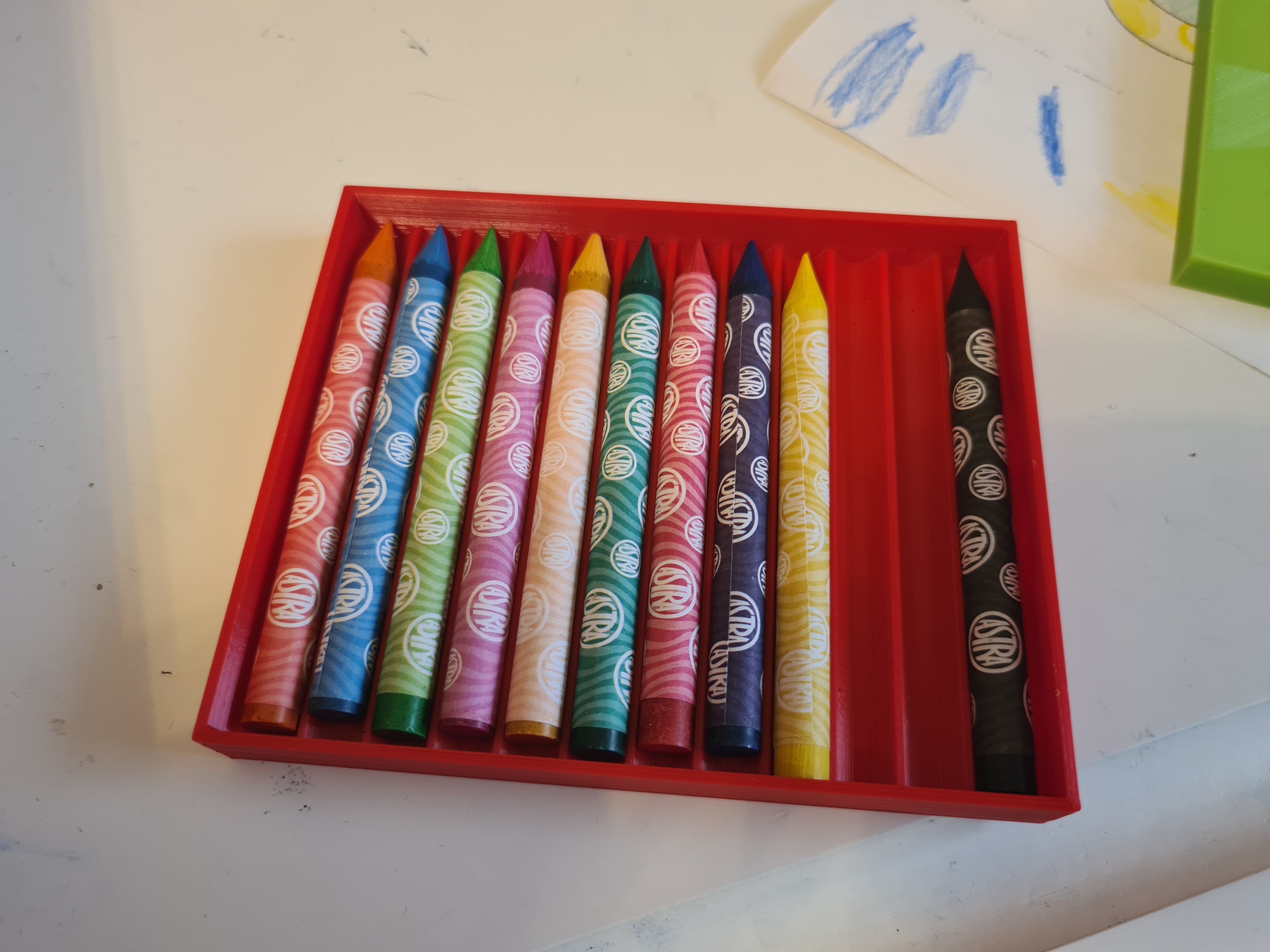 Crayons box by mkosiedowski Download free STL model