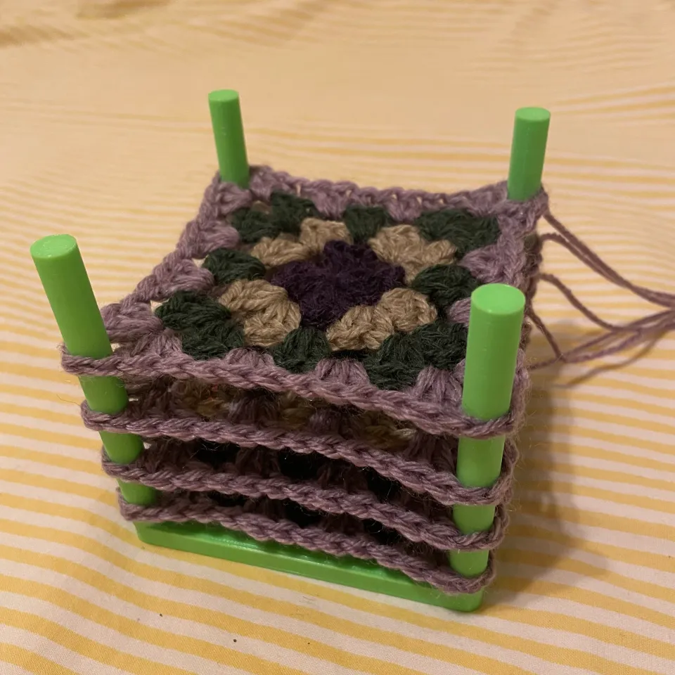 STL file Crochet blocking board granny square yarn 🟪・3D print object to  download・Cults