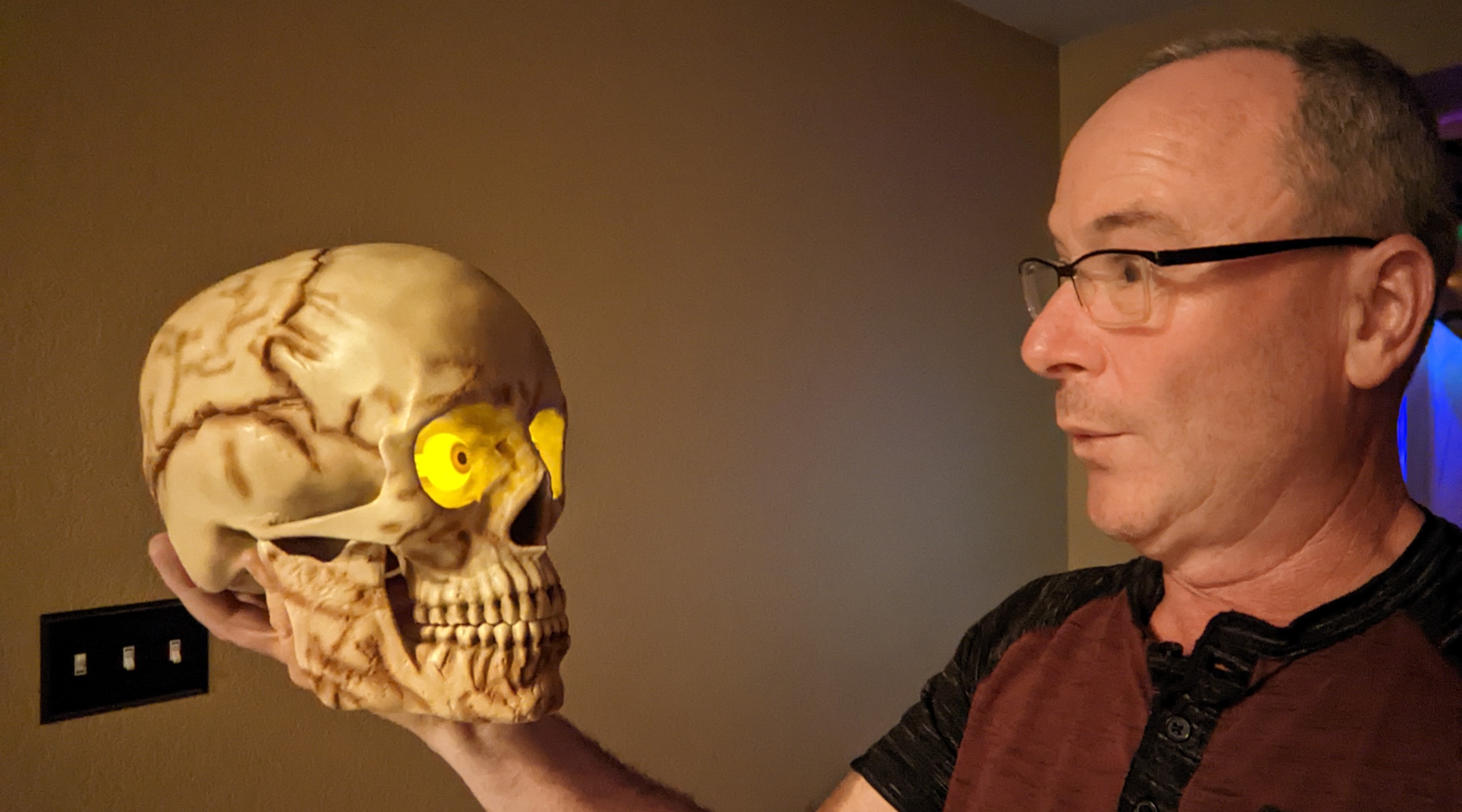 Lighted large Human Skull — miniatura 3