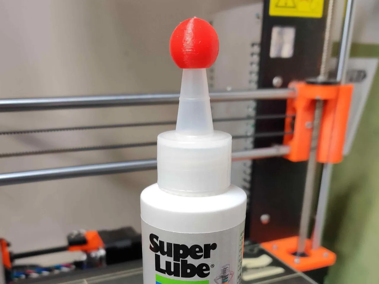 STL file Silicone glue tube cap 🧢・3D print object to download・Cults