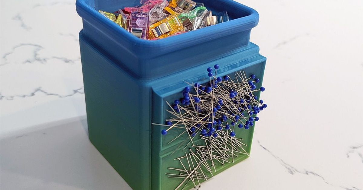 Pin and Sewing Clip Holder by yana Download free STL model