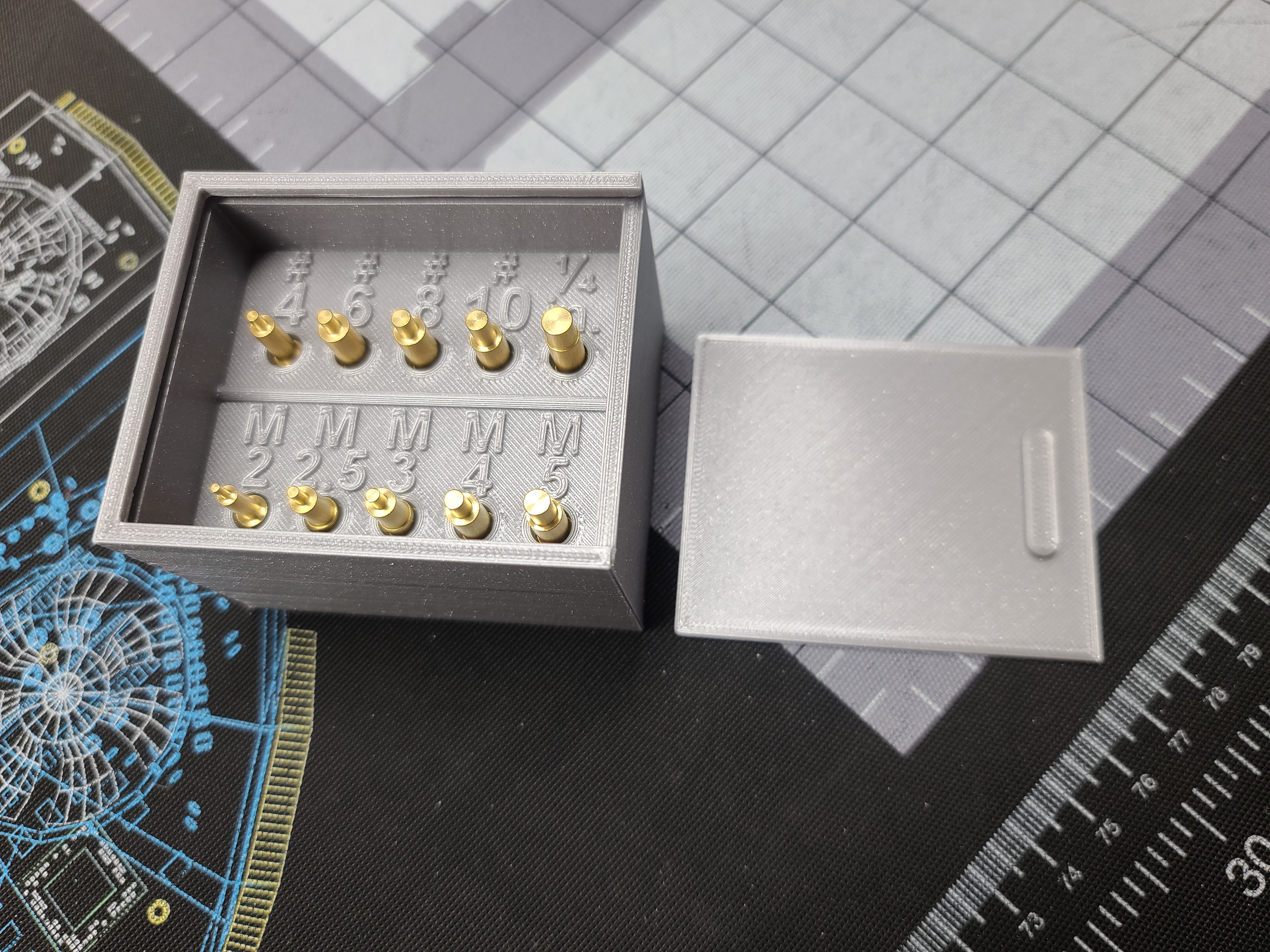 Miniatura 2 do modelo 3D Heat Set Threaded Insert Tool Case