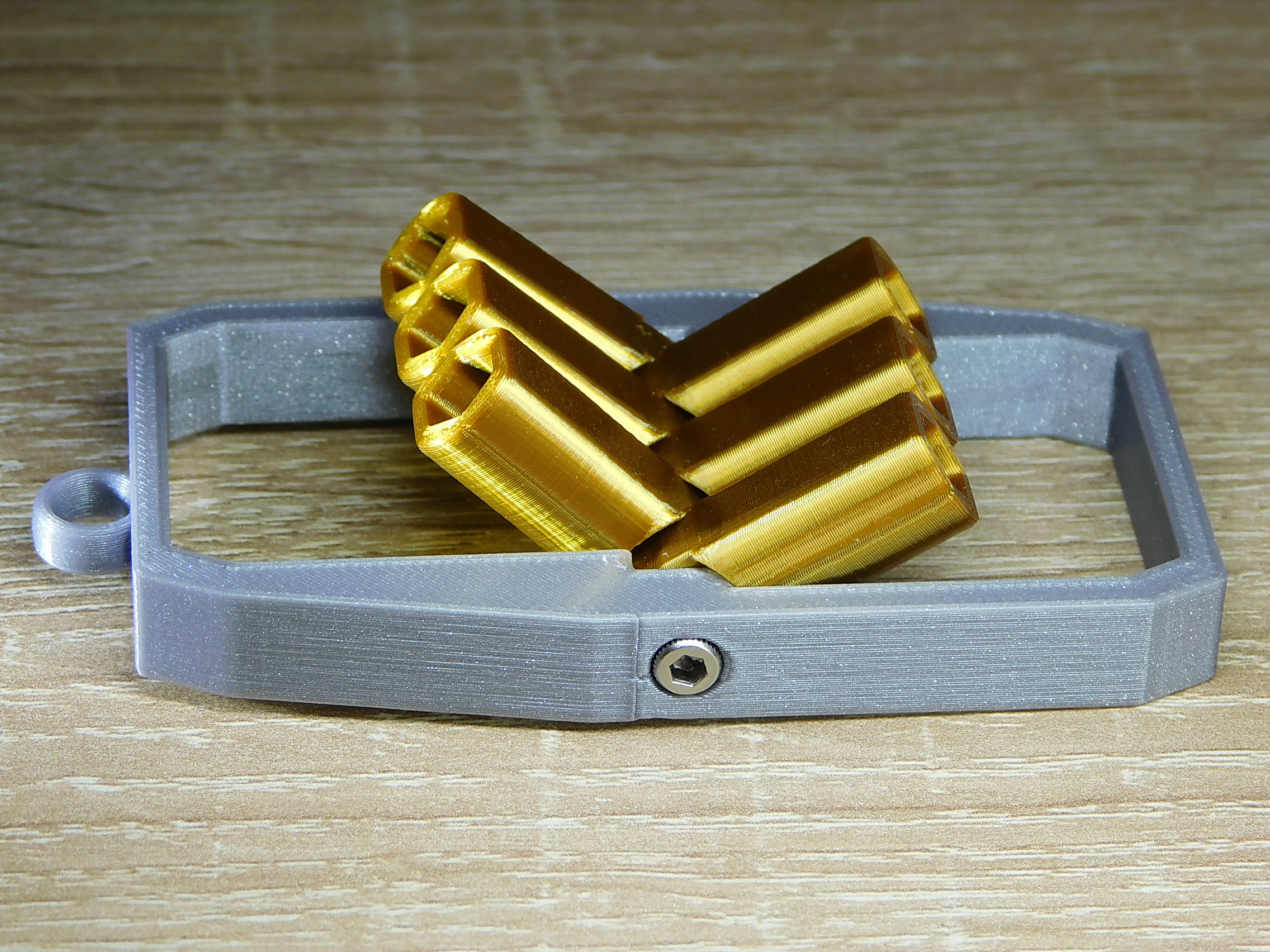 Miniatura 5 do modelo 3D Keychain bit holder
