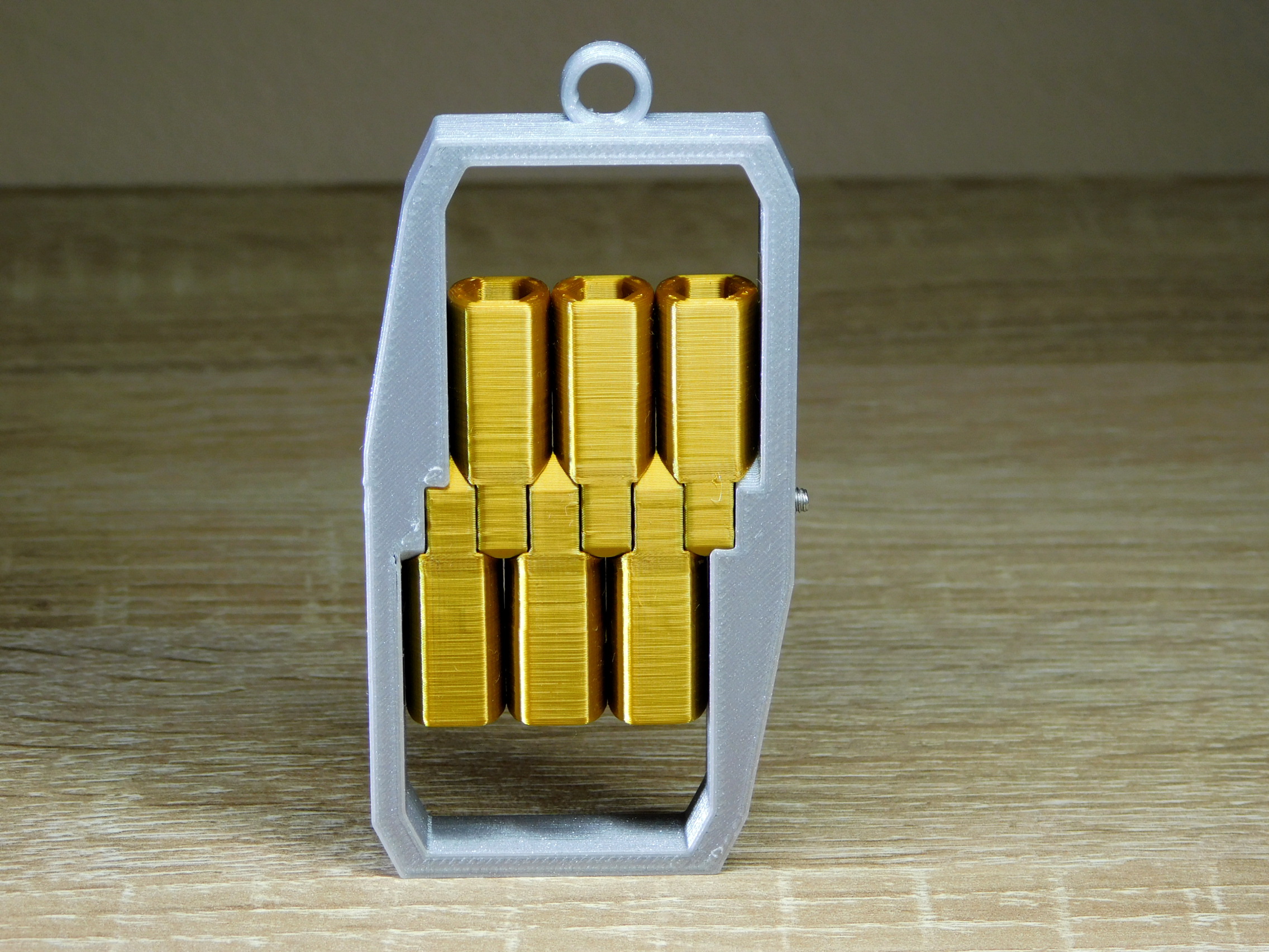 Miniatura 8 do modelo 3D Keychain bit holder