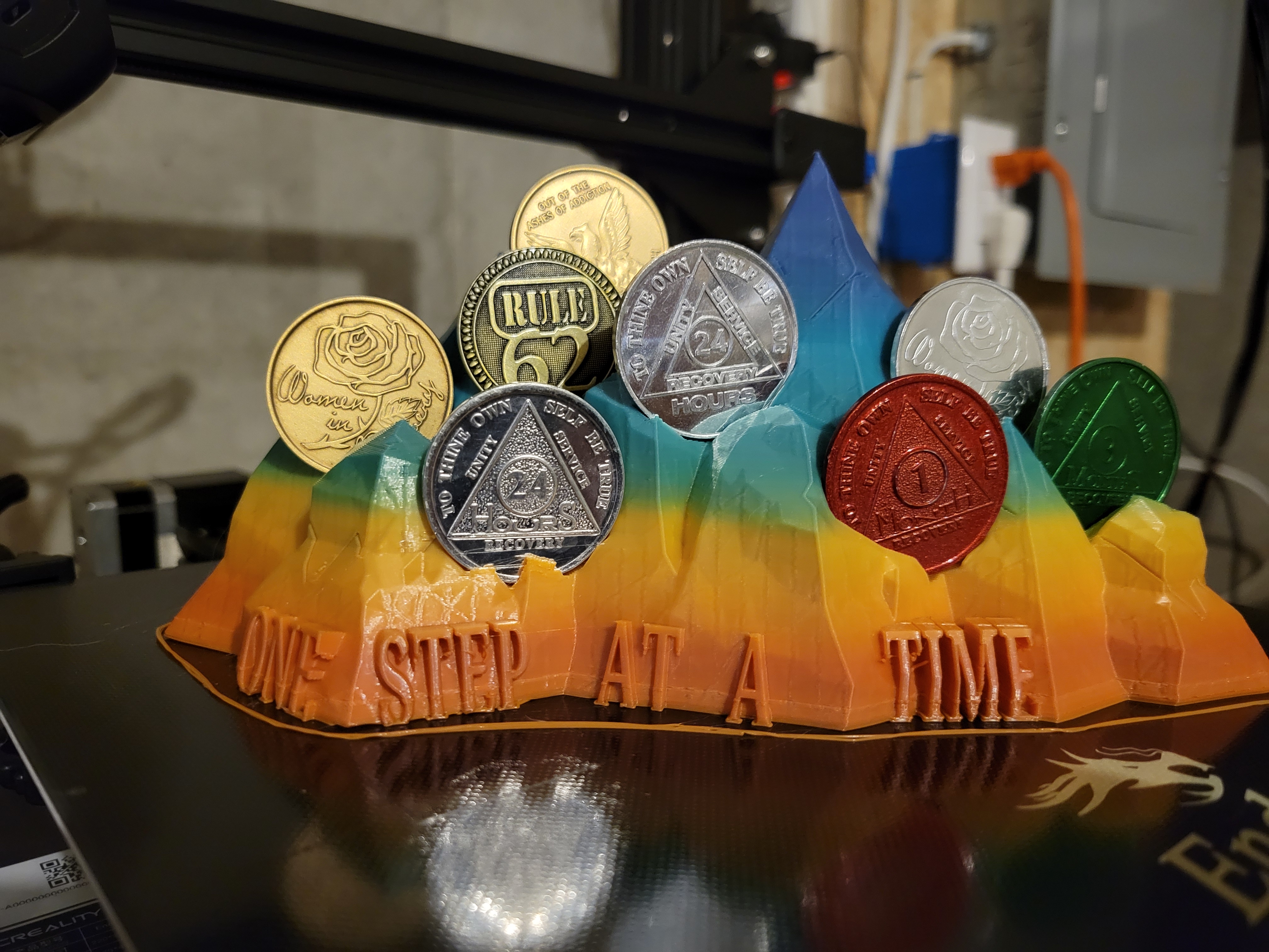 Mountain Coin Display - 8 34mm coin display stand