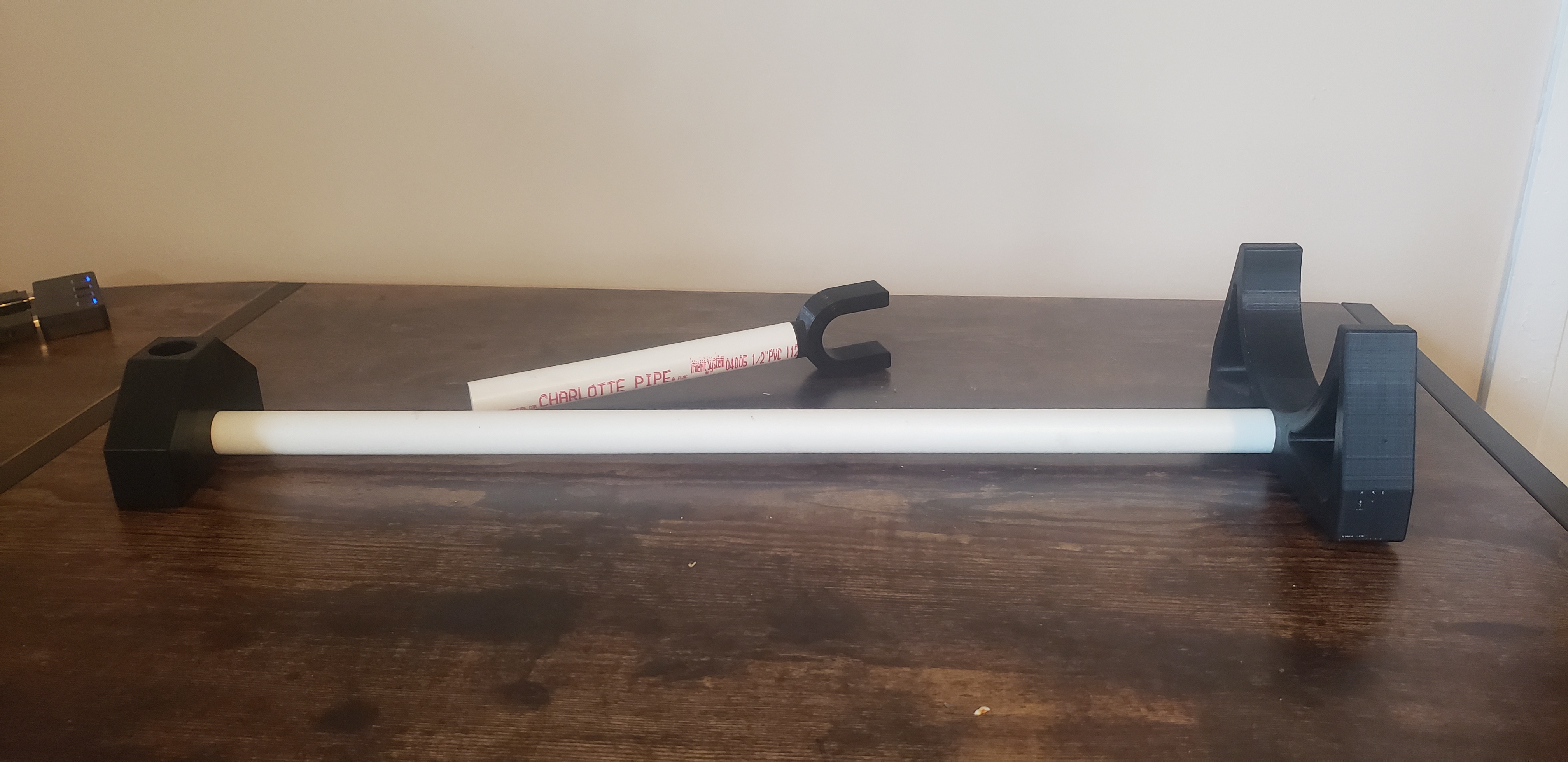 Paintball Gun Stand by FrazzleSnazzle Download free STL model