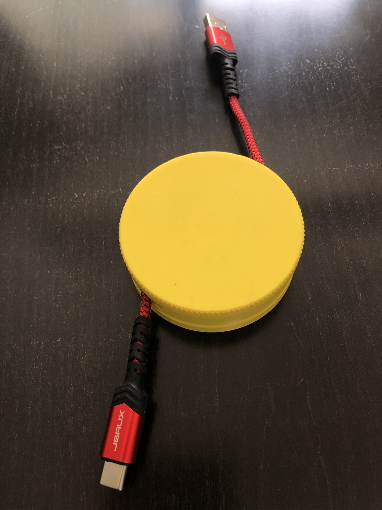 USB cable reels (two sizes/variants) by danec Download free STL model