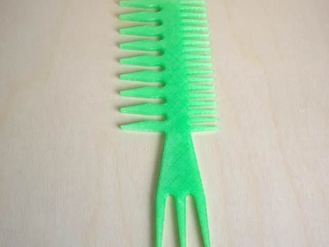 Fish Tail Bone Comb