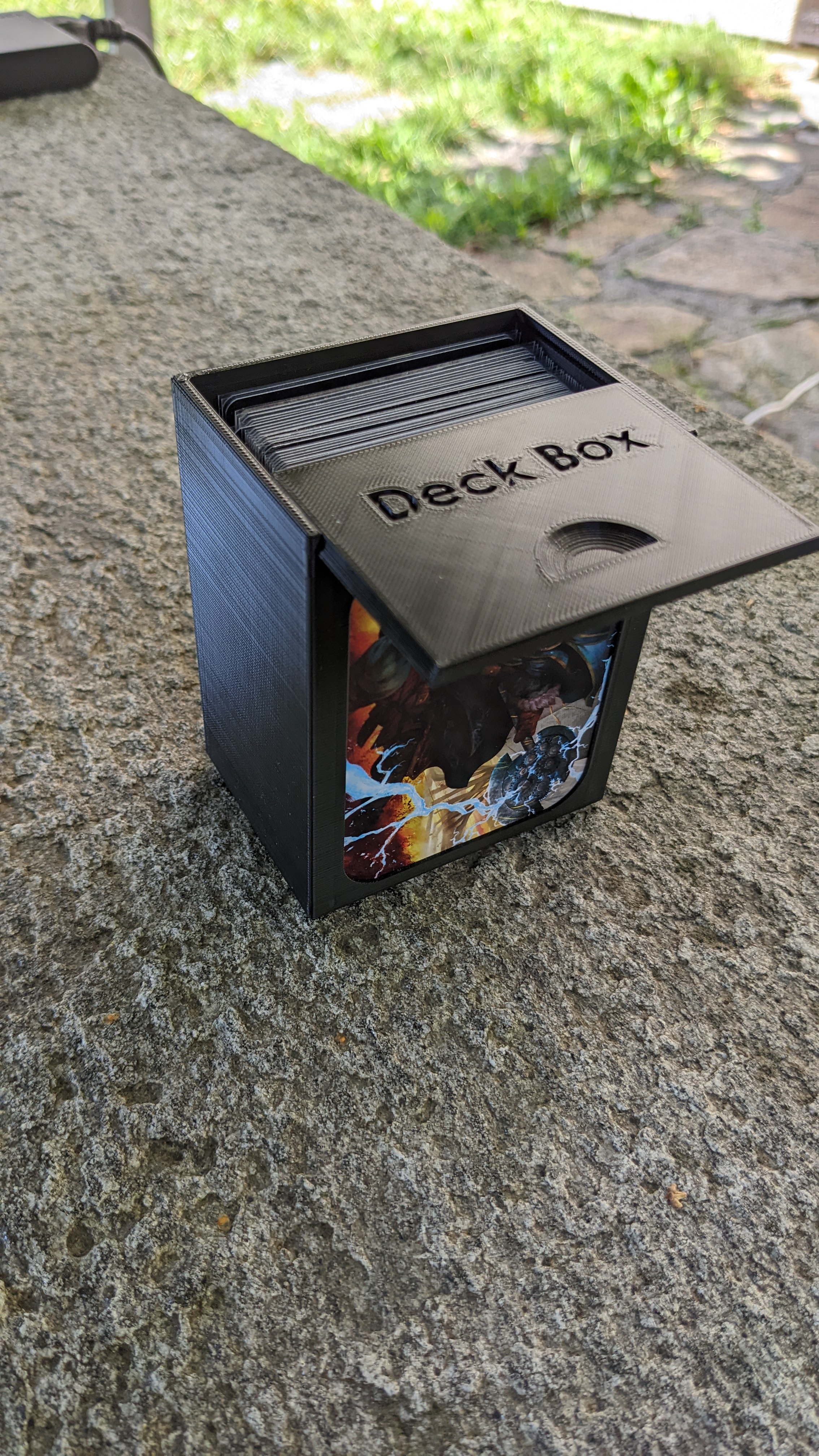 Miniatura 2 do modelo 3D MTG deck box with Art