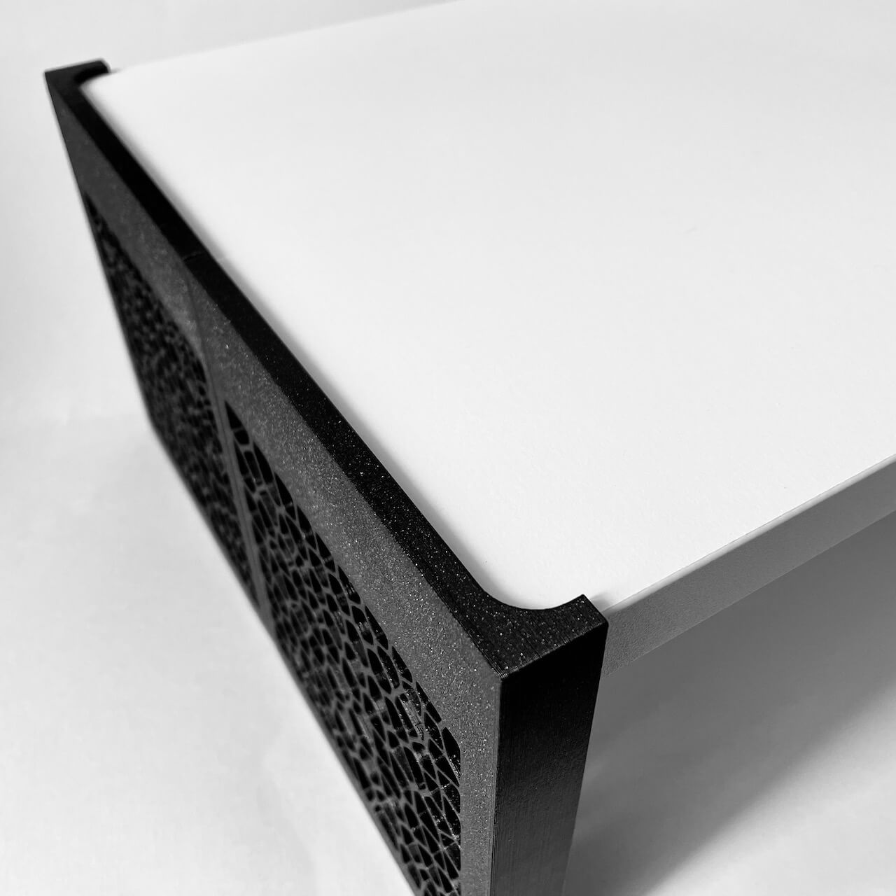 Ikea's Billy Macbook Pro Voronoi Shelf Insert for Eket by Mr. T