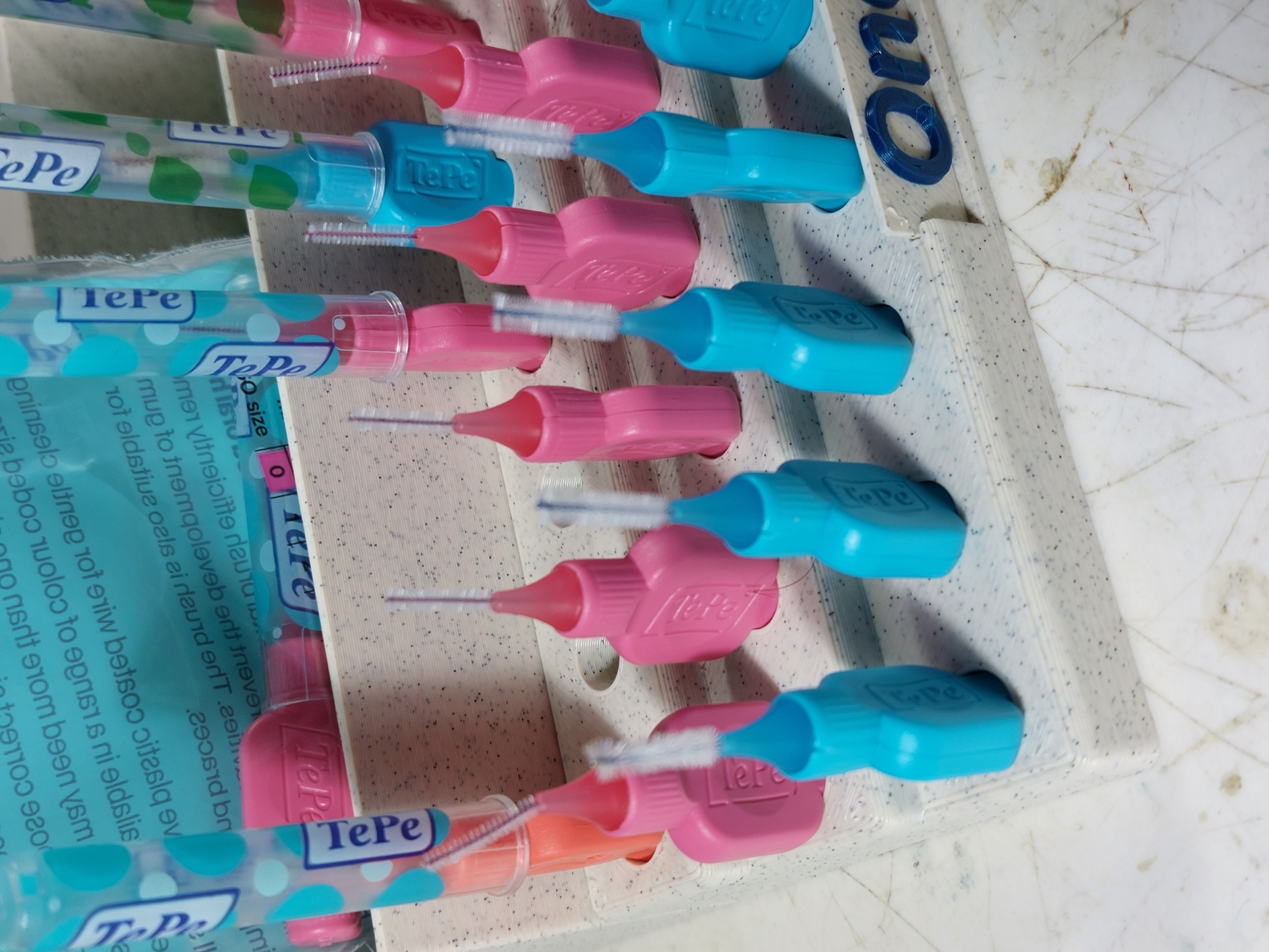 Interdental brush stand by Ondrej Download free STL model