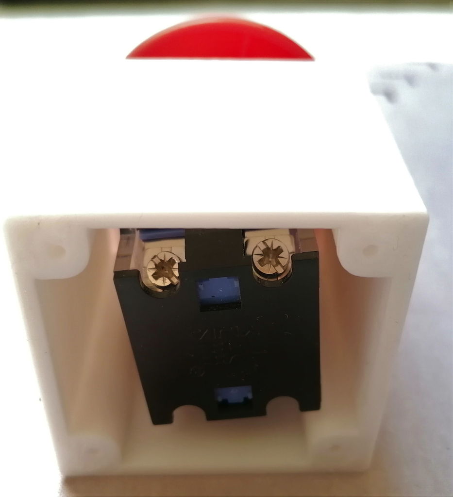 Miniatura 2 do modelo 3D Push Button Case (mushroom head, 22mm)