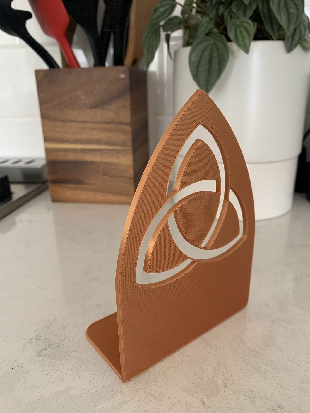 Celtic Bookend Triquetra (Trinity Knot) by gotdibbs Download free