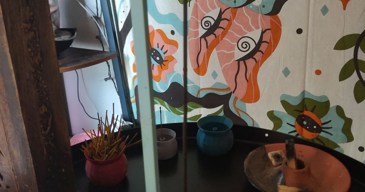 UpsideDown incense burner by Raku Smith Download free STL model