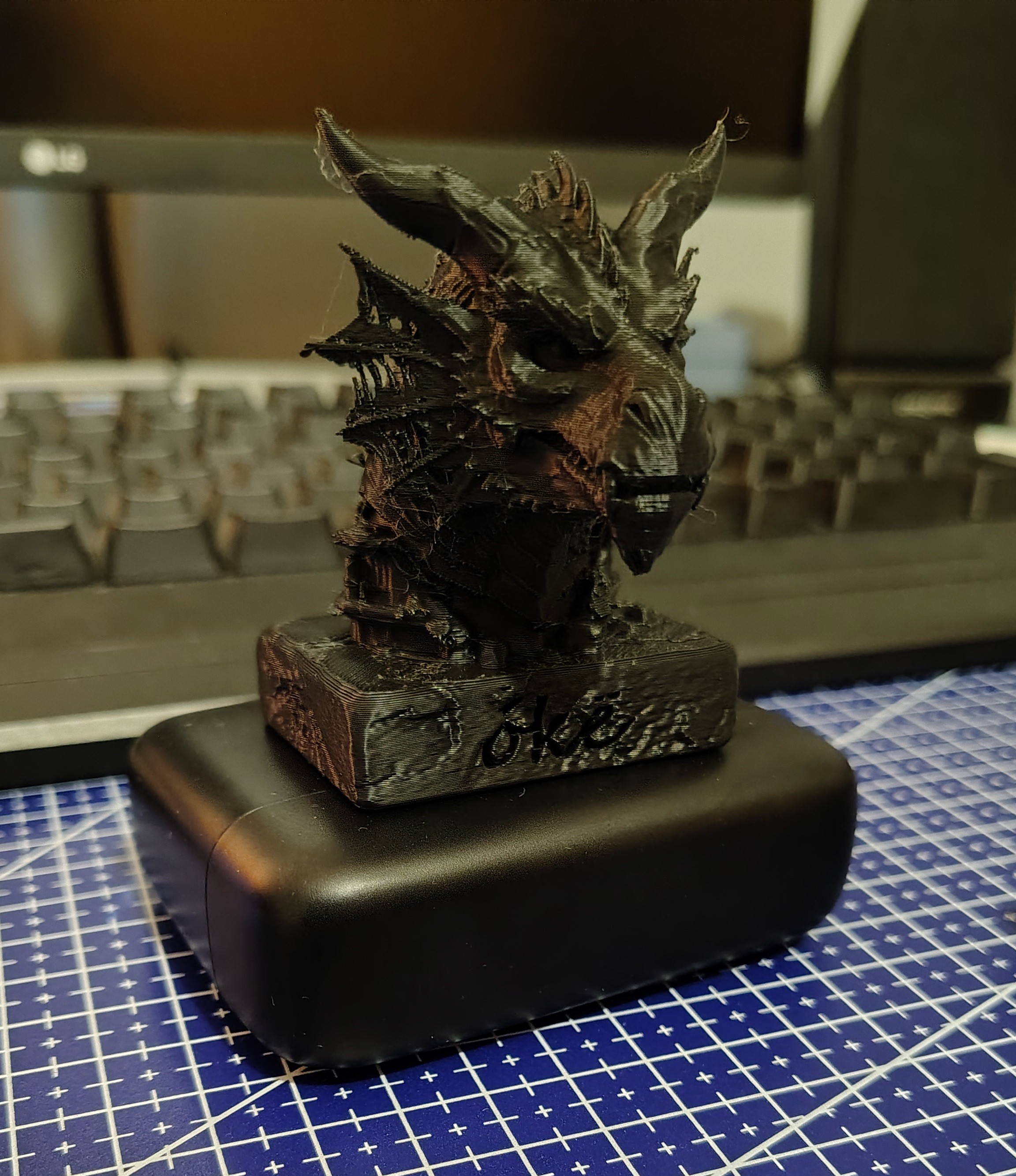 Miniatura 4 do modelo 3D Drago-statua