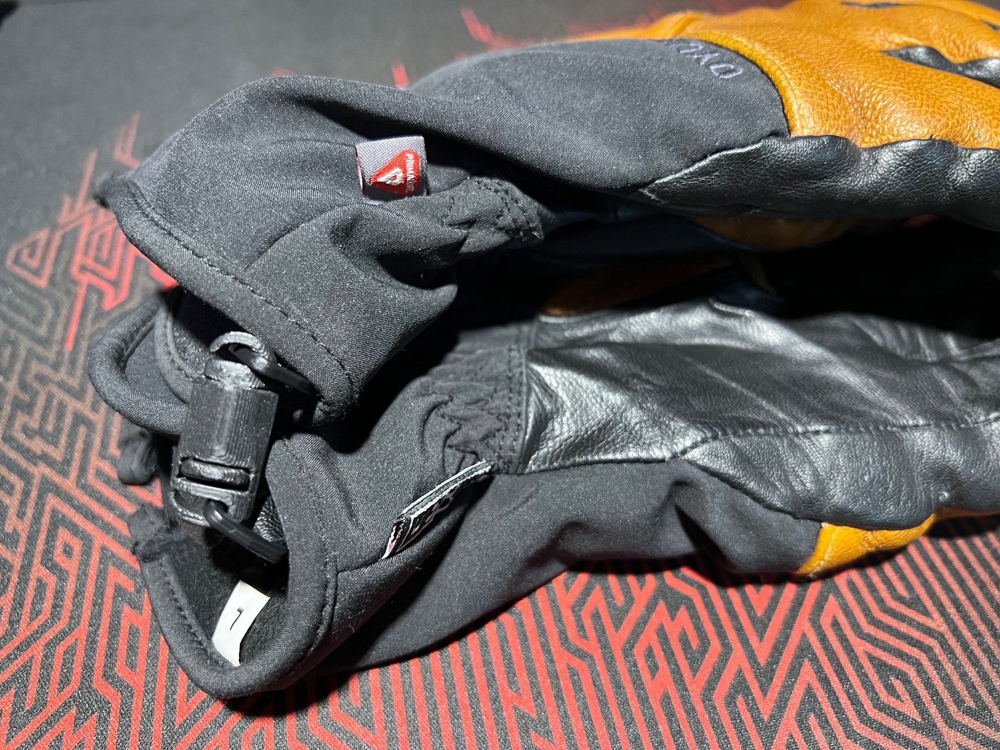 Miniatura 2 do modelo 3D Glove Clips