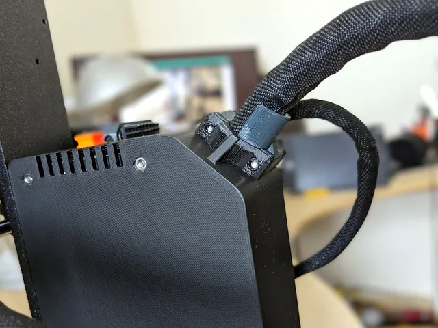 Big Einsy Case Cable Cover Remix