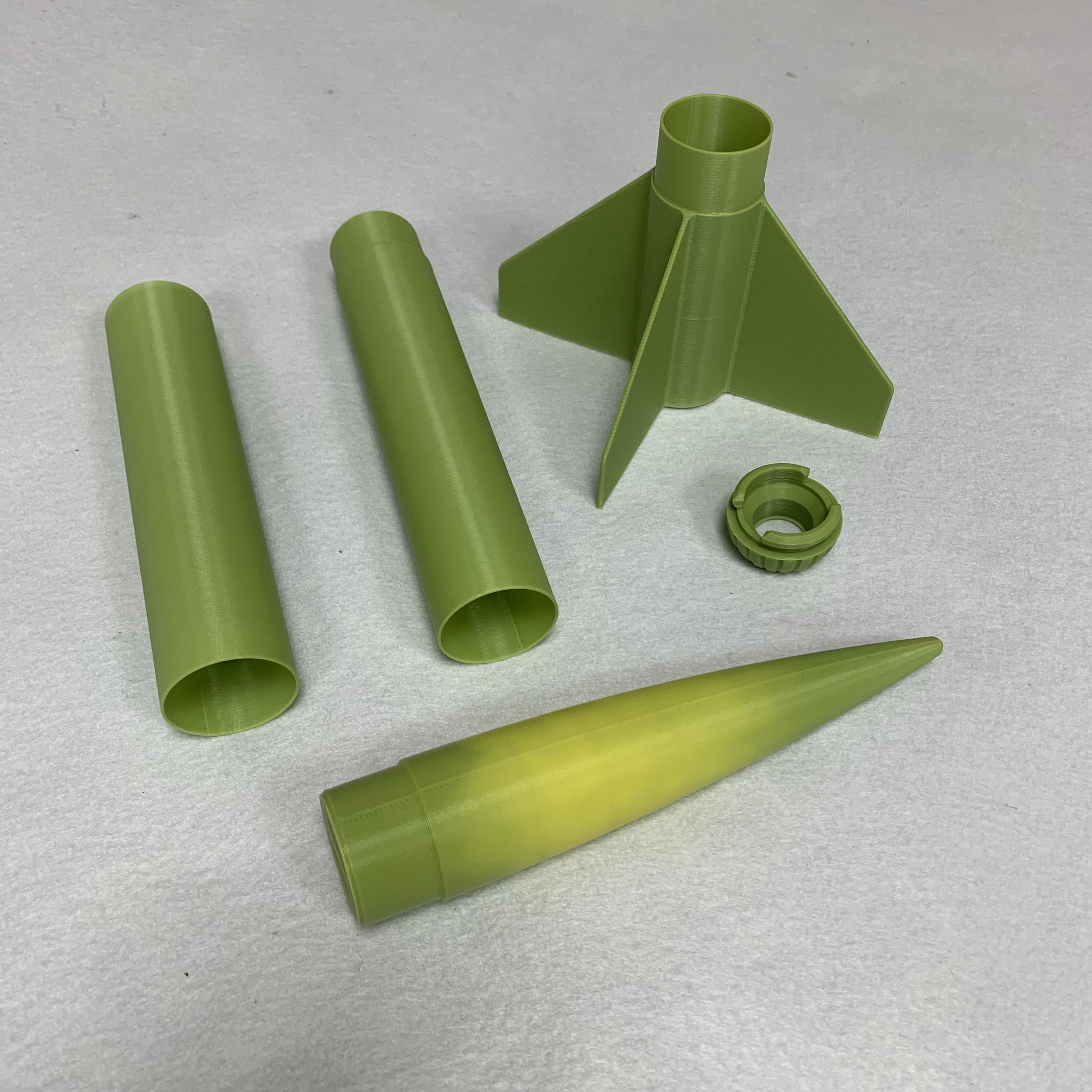 Miniatura 10 do modelo 3D Chameleon Model Rocket