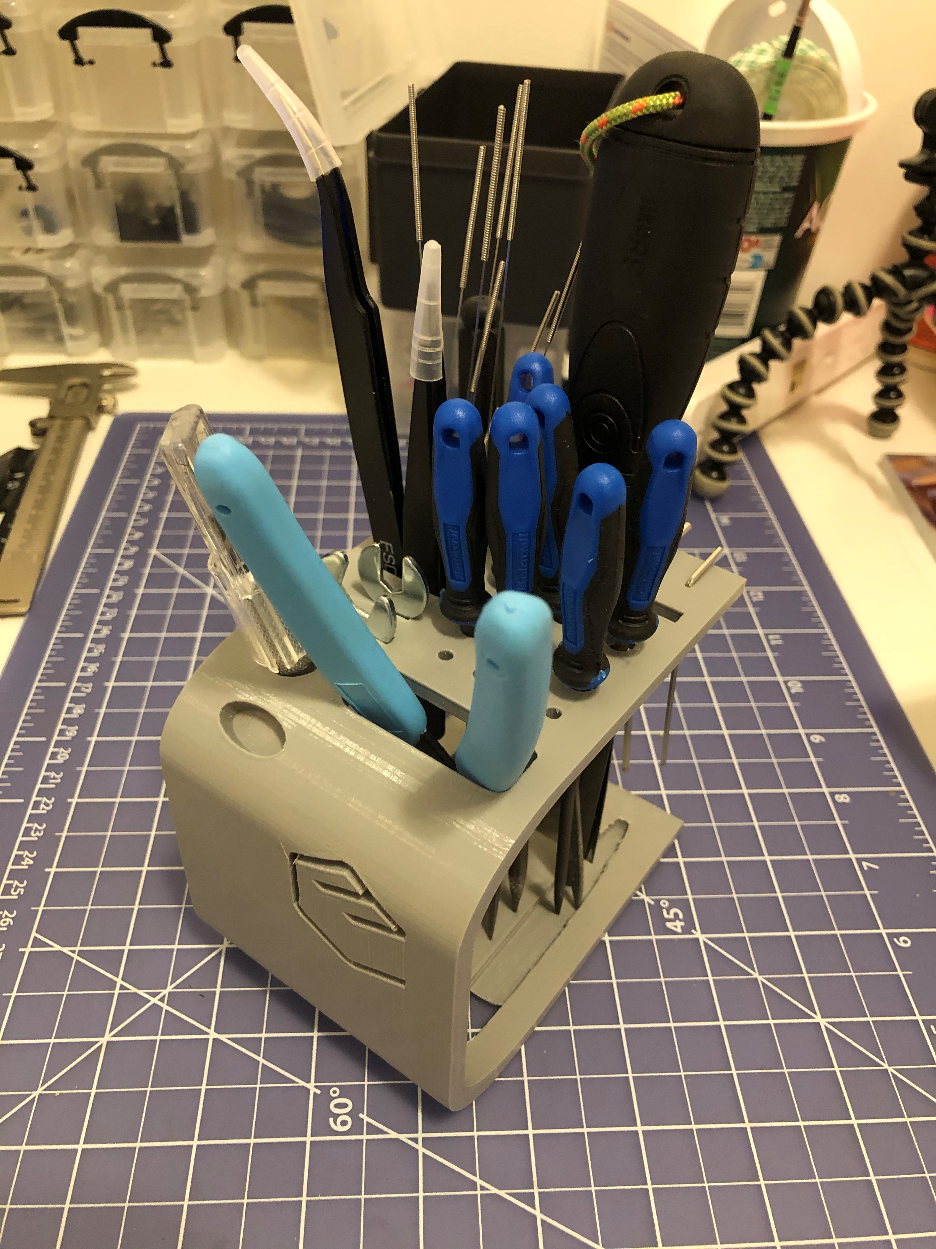 Miniatura 2 do modelo 3D 3d printer tool stand U shape