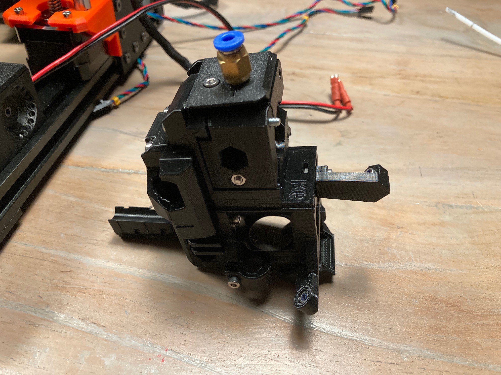 Prusa Mini Bear Mirrored Mk3 extruder, Rev 6 by rinkel | Download free ...