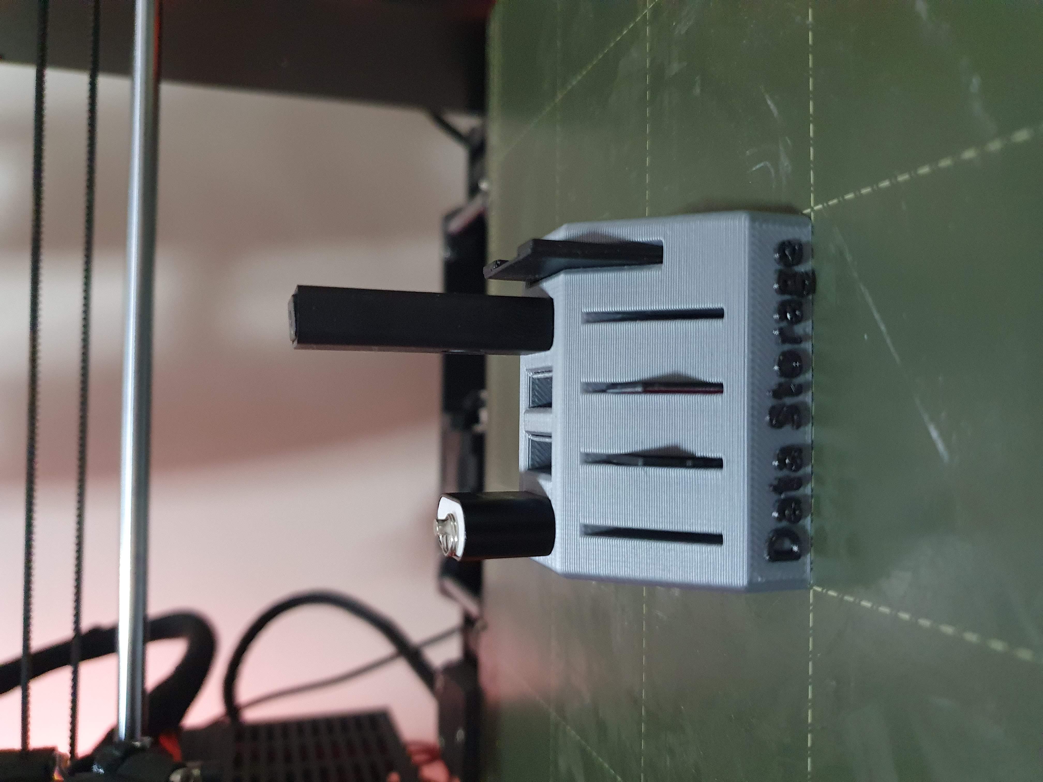 Miniatura 2 do modelo 3D Compact USB & SD Card Holder