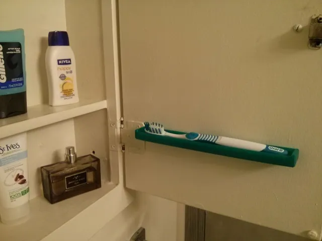 Toothbrush Holder - Space Saver