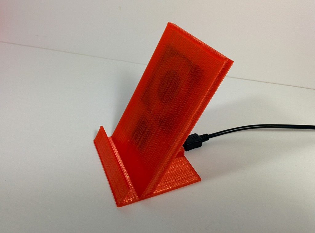 3D Printed Universal Phone Cradle - Integrated Wireless Charger