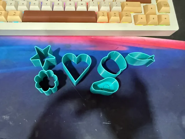 Cookie cutters