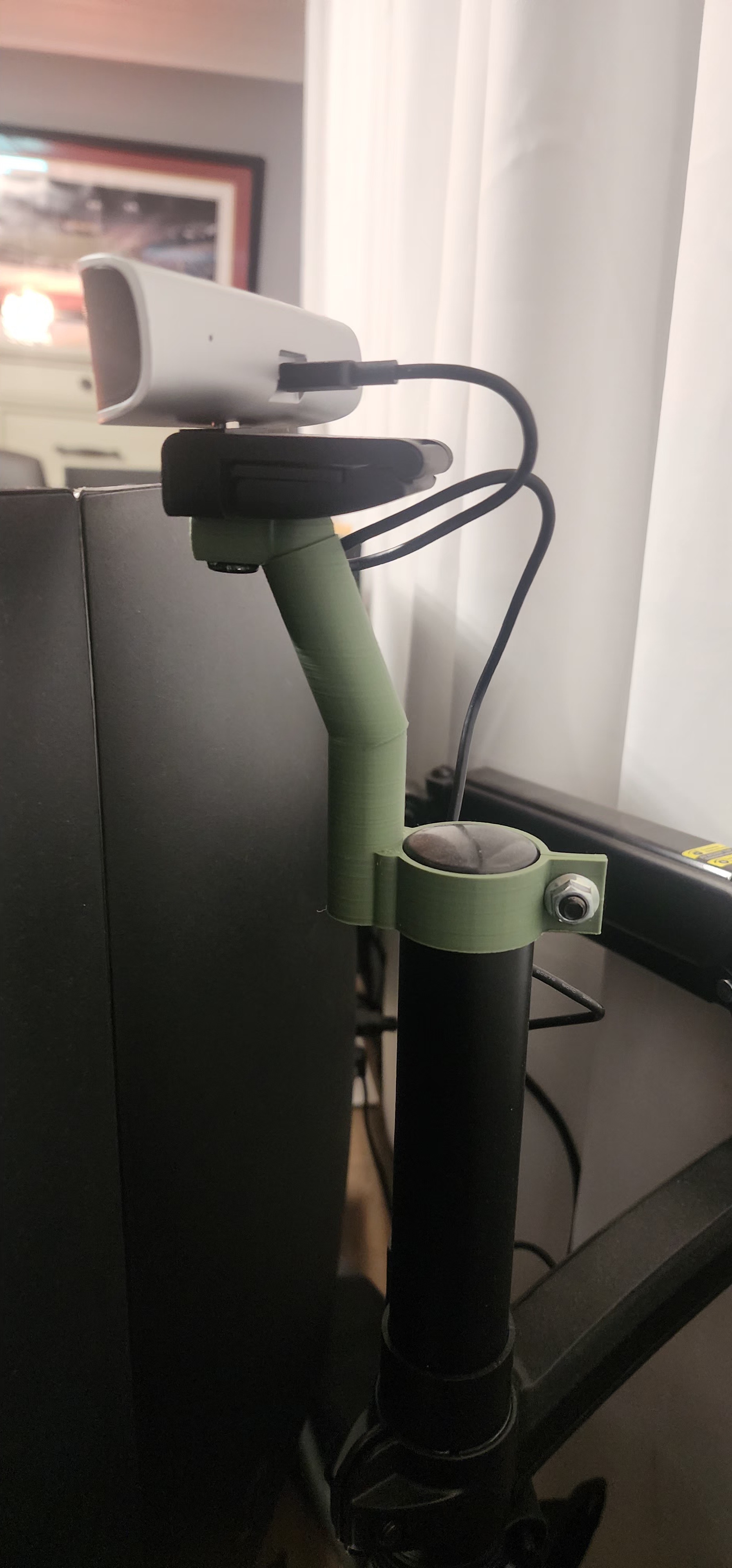Webcam Monitor Post Mount