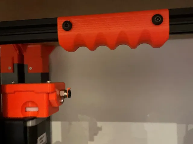 Grip handle for 2020 extrusion