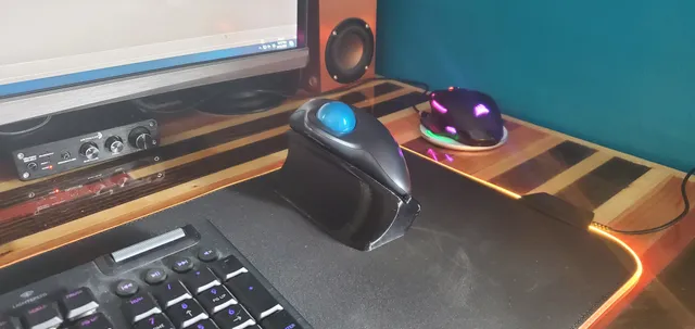 Logitech Trackball Mouse Natural Rest