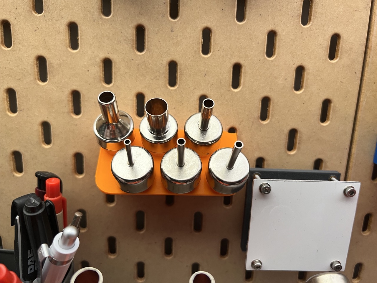 Skadis heatgun nozzle holder