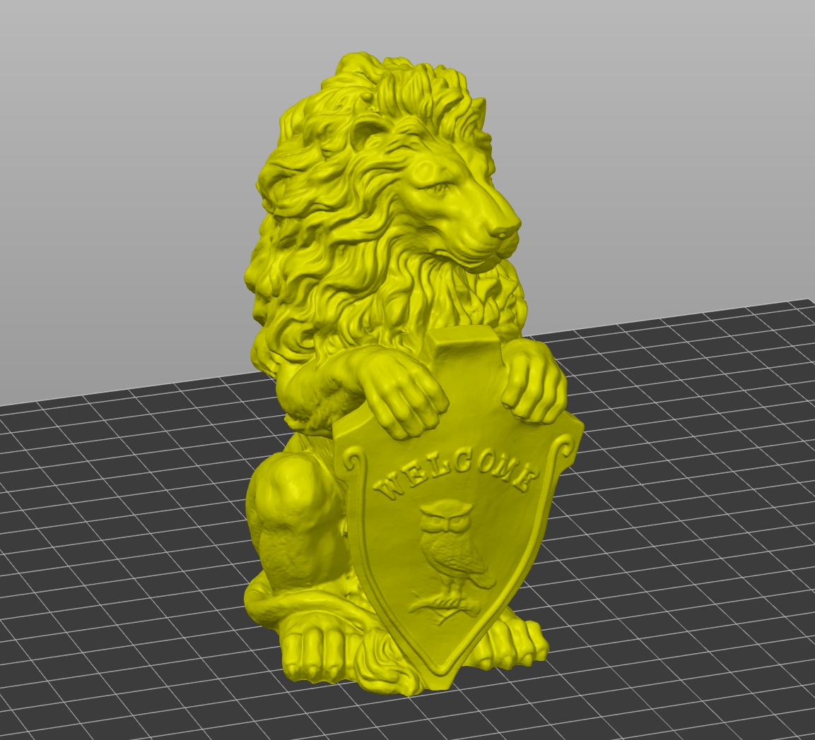 Lion Statue with very little supports