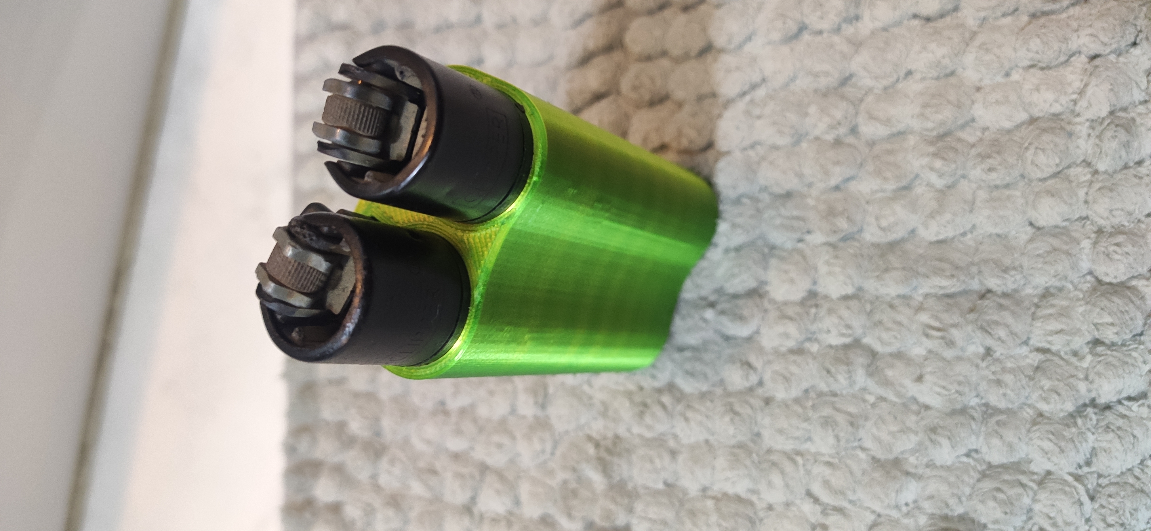 Double Clipper Sleeve