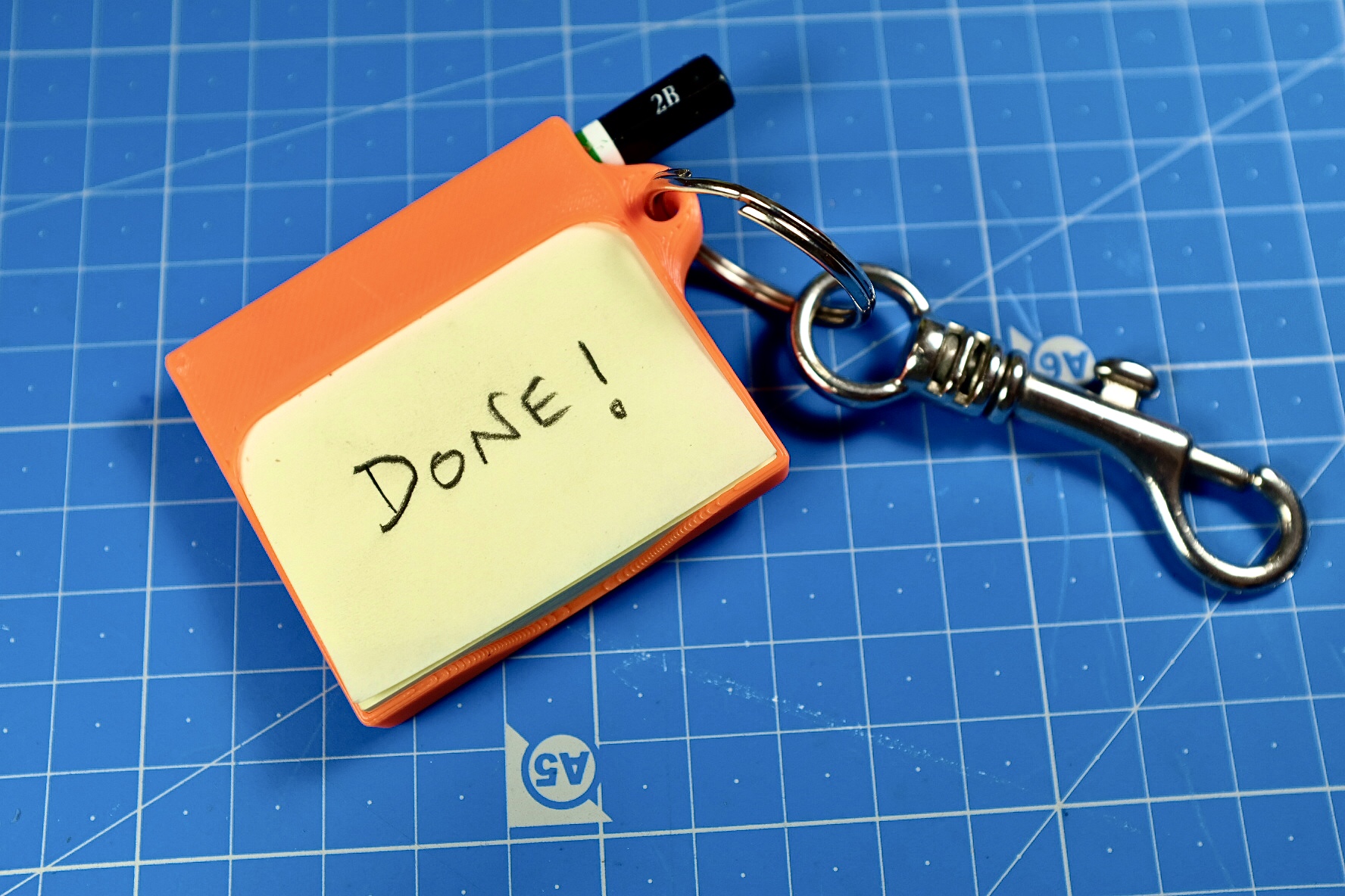 Mini Post-it notes and pencil key chain