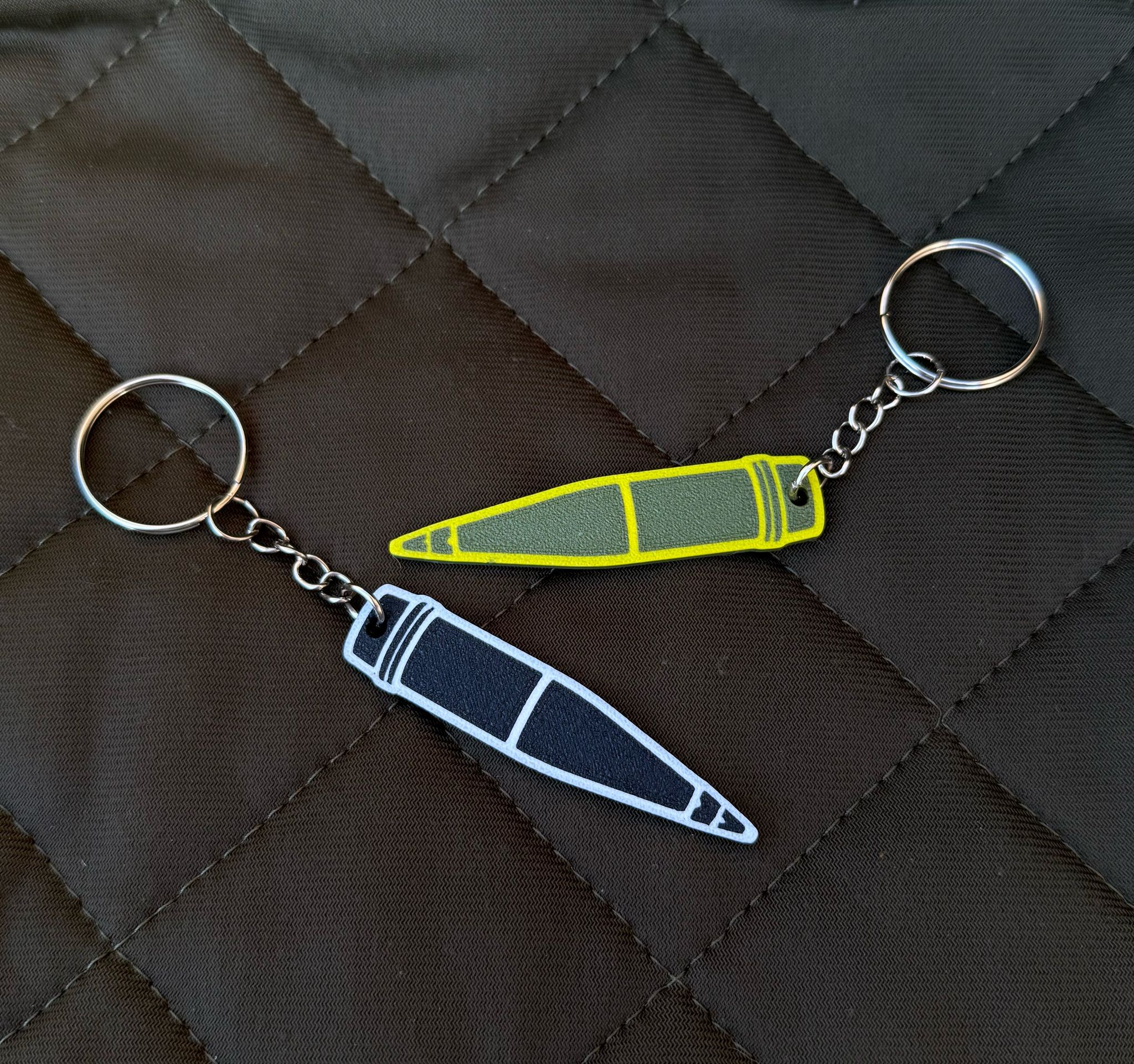 Miniatura 3 do modelo 3D Artillery shell keychain