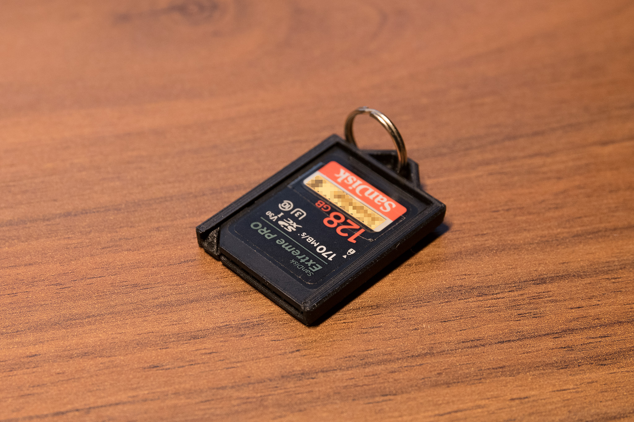 Keychain SD Card Holder by Skewed Perception | Download free STL model ...