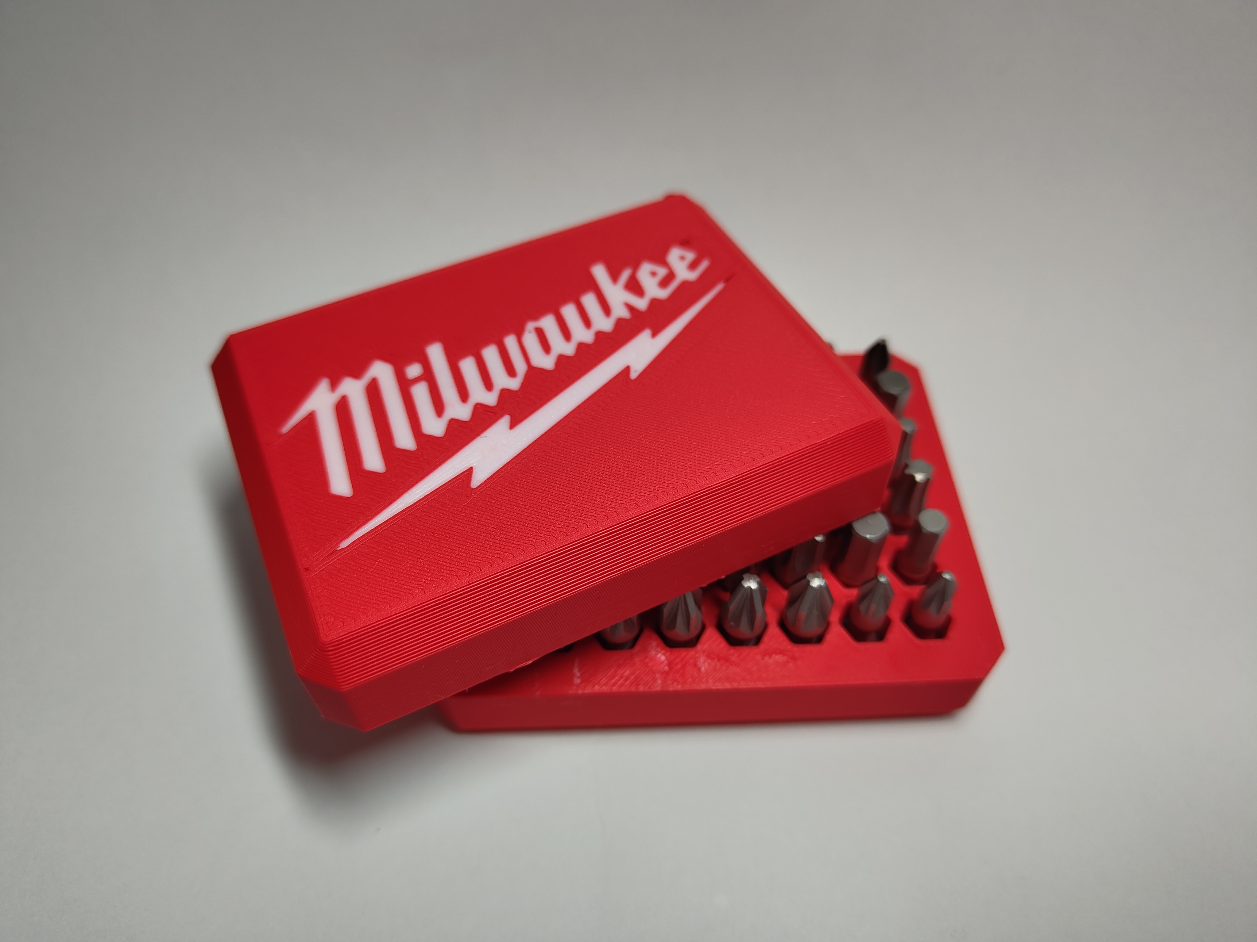 Milwaukee screwdriver 48-bit case